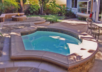 Raised Spa With Seat Wall & Fire Pit
